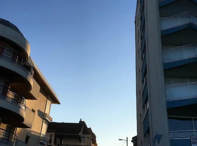 Splendide T3 De 70m2 Vue A 2 Minutes Du Centre-ville Lägenhet *